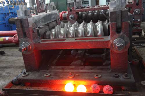 forging & rolling combined steel ball production 2.jpg