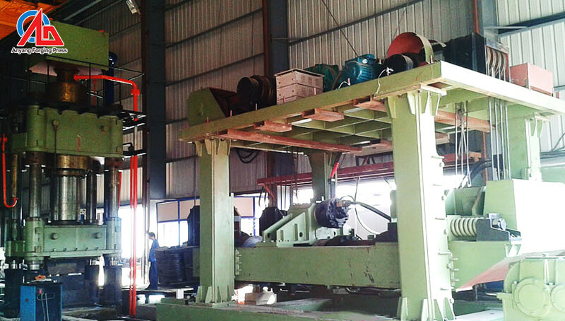 1INDIA 15TON LOGO Forging Manipulator.jpg